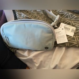 Lululemon Everywhere Belt Bag